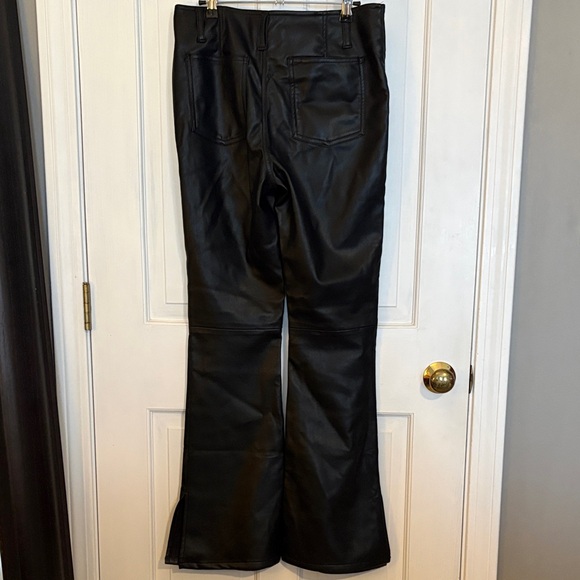 We the free size 30 Stylish Black Leather like Trousers never worn - Picture 4 of 8